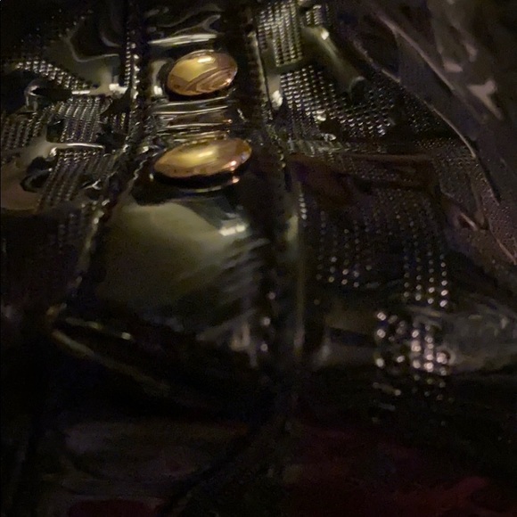 MK Handbag - Picture 15 of 16